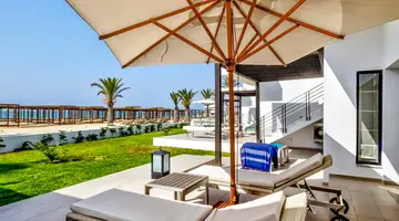Les Orangers Garden Villa & Bungalows