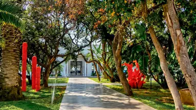 Les Orangers Garden Villa & Bungalows