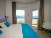 Les Palmiers Hotel