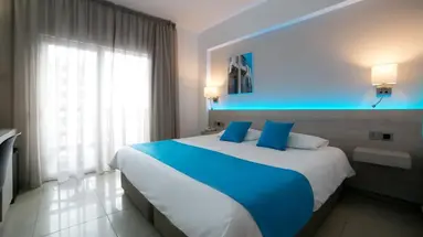 Les Palmiers Hotel