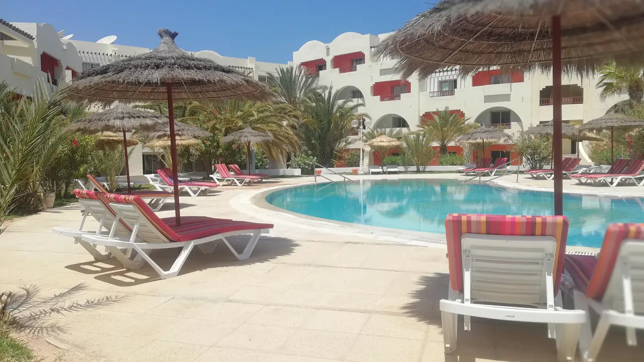 LES QUATRE SAISONS & AQUA PARK BY MEDINA HOTELS & RESORTS