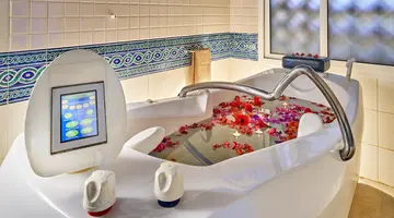 LES QUATRE SAISONS & AQUA PARK BY MEDINA HOTELS & RESORTS