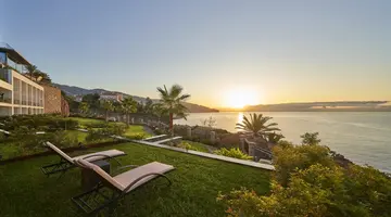 Les Suites at The Cliff Bay