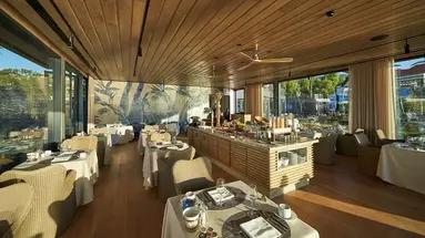 Les Suites at The Cliff Bay