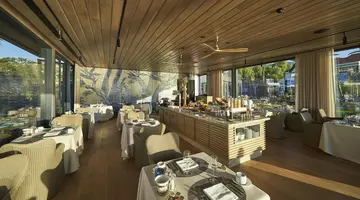 Les Suites at The Cliff Bay