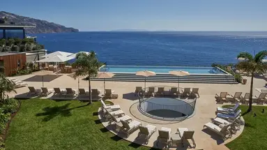 Les Suites at The Cliff Bay