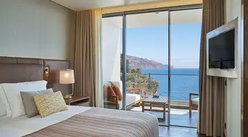 Les Suites at The Cliff Bay