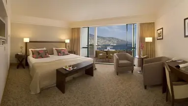 Les Suites at The Cliff Bay