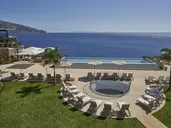 Les Suites at The Cliff Bay