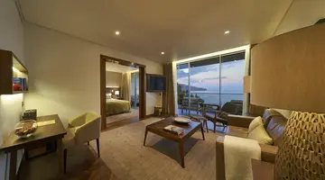 Les Suites at The Cliff Bay