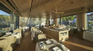 Les Suites at The Cliff Bay