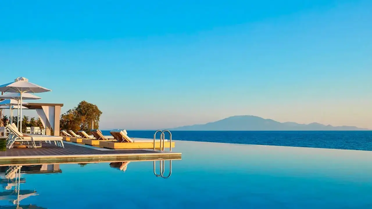 Lesante Blu