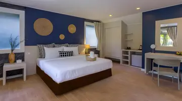 Let's Hyde Resort & Villas