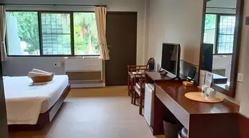 Let's Hyde Resort & Villas