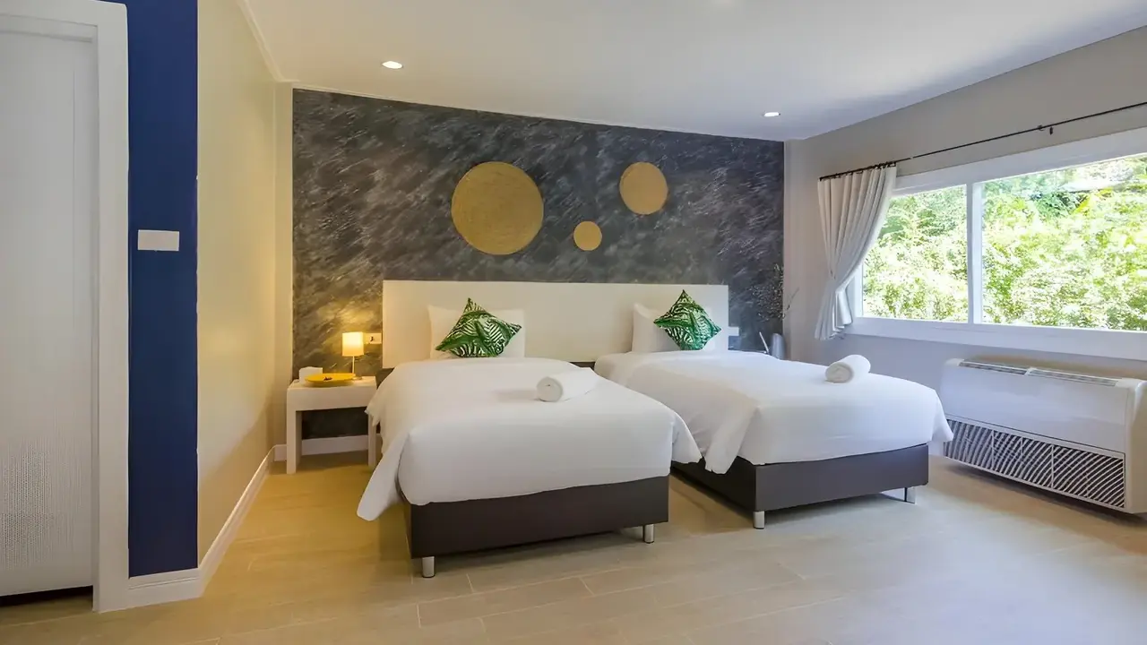 Let's Hyde Resort & Villas