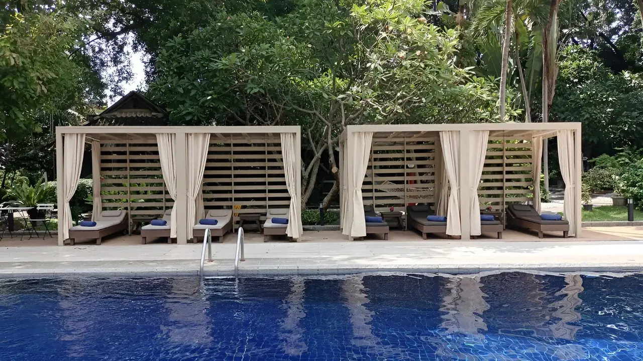 Let's Hyde Resort & Villas