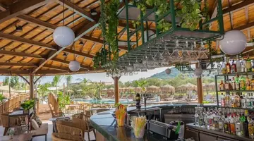 Letsos Hotel