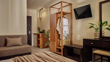 Letsos Hotel