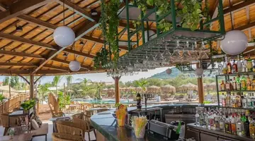 Letsos Hotel