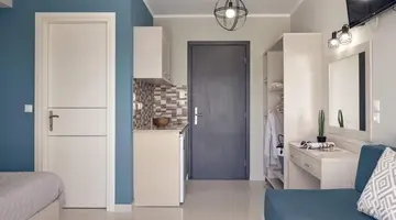 Letsos Hotel
