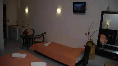 Letsos Hotel