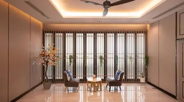 Lewit Hotel
