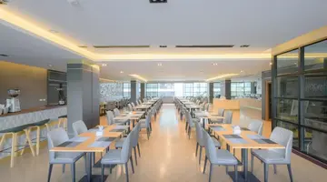 Lewit Hotel
