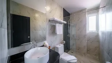 LHC HOTEL AND RESORT