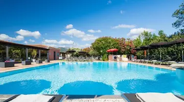 Li Suari Club Village