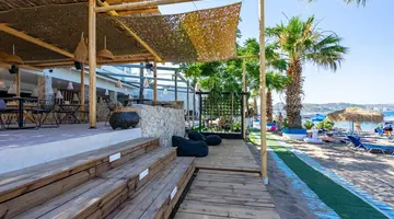 Lido Star Beach Hotel