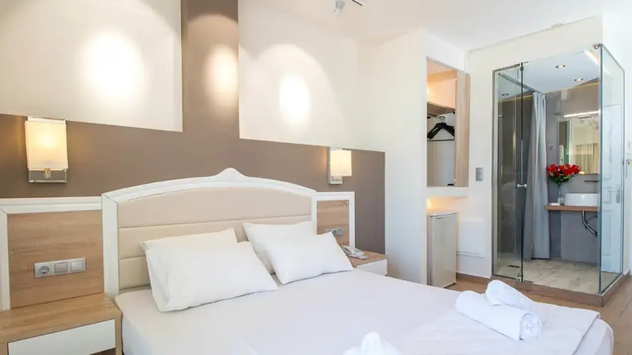Lido Star Beach Hotel