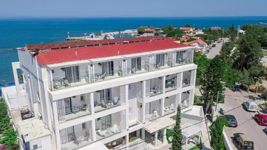 Lido Star Beach Hotel