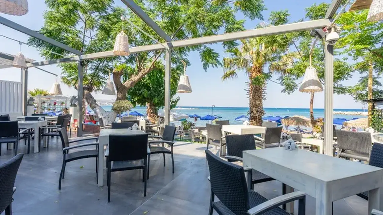 Lido Star Beach Hotel