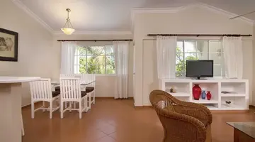 Lifestyle Crown Residence Suites