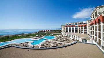 LIGHTHOUSE GOLF & SPA