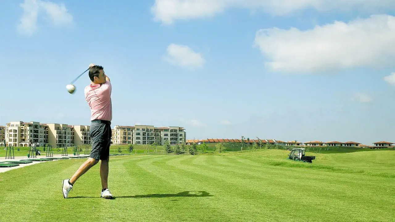 LIGHTHOUSE GOLF & SPA