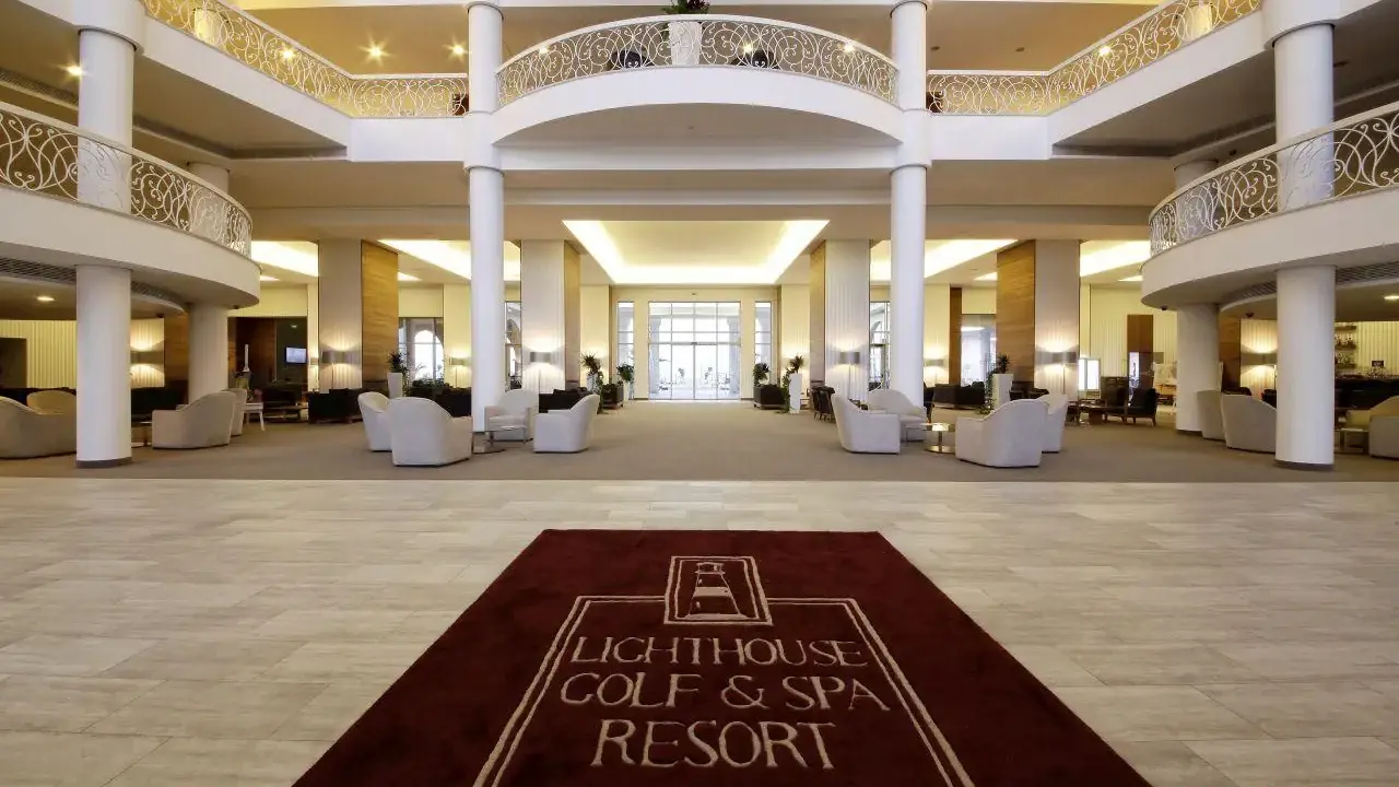 LIGHTHOUSE GOLF & SPA