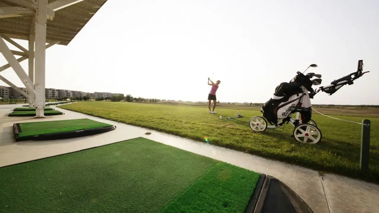 LIGHTHOUSE GOLF & SPA