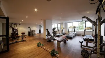LIGHTHOUSE GOLF & SPA