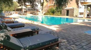 LILI HOTEL