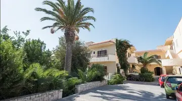 Lili Hotel