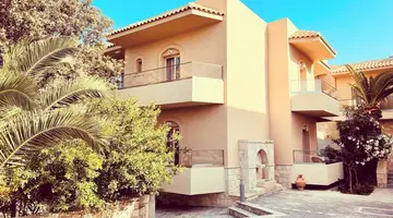 LILI HOTEL