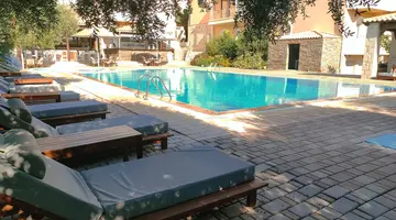 LILI HOTEL
