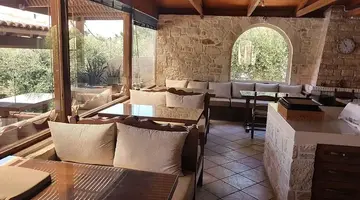 Lili Hotel