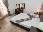 Lili