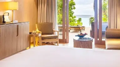 Lily Beach Resort & Spa at Huvahendhoo