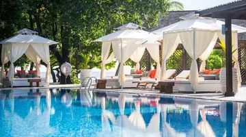 LILY BEACH RESORT & SPA AT HUVAHENDHOO