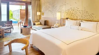 Lily Beach Resort & Spa at Huvahendhoo