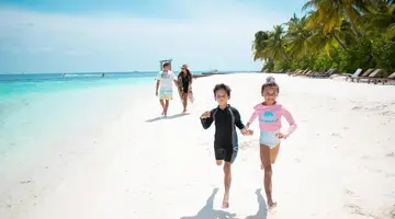 LILY BEACH RESORT & SPA AT HUVAHENDHOO