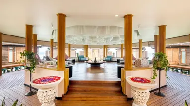 LILY BEACH RESORT & SPA AT HUVAHENDHOO